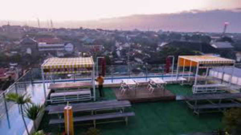 Edu Hostel Yogyakarta Exterior photo