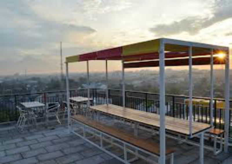 Edu Hostel Yogyakarta Exterior photo