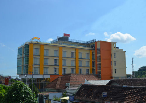 Edu Hostel Yogyakarta Exterior photo