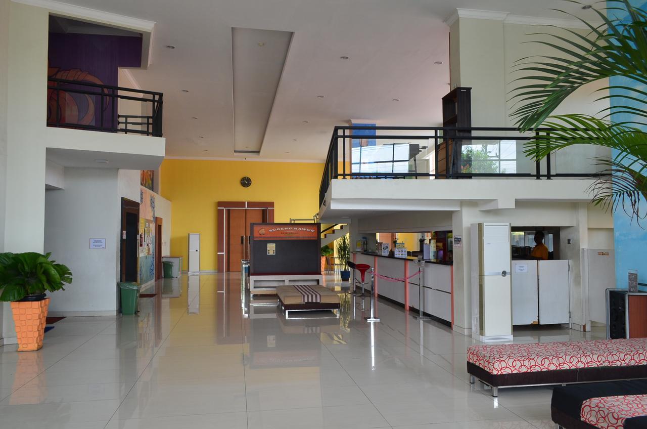 Edu Hostel Yogyakarta Exterior photo